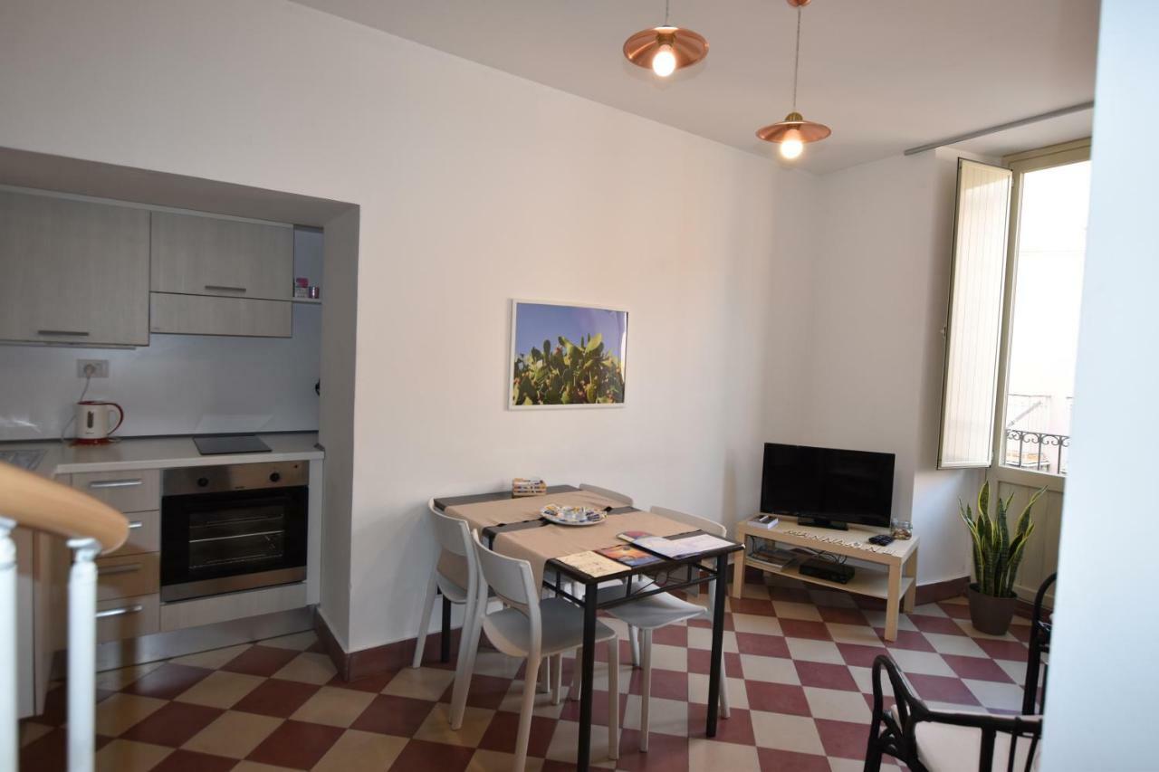 Tambu Apartments Катания Экстерьер фото